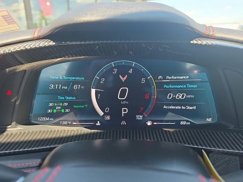 Used 2025 Chevrolet Corvette Stingray Preferred Cpe RWD image 35