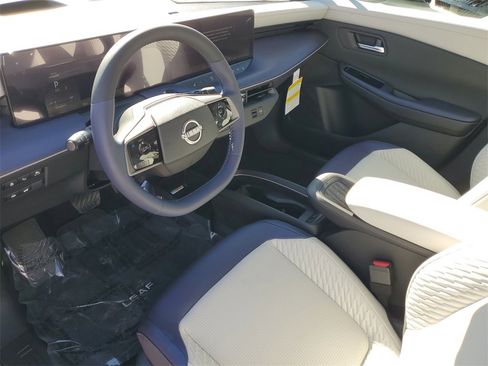 New 2026 Nissan Leaf Platinum+ w/ Cargo Package (Platinum+) image 10