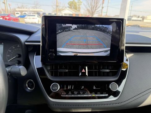 Certified 2024 Toyota Corolla SE w/ Convenience Package image 16