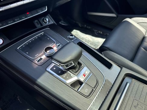 Used 2020 Audi SQ5 Prestige w/ Prestige Package AWD/4WD image 26