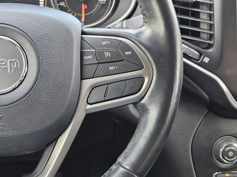 Used 2021 Jeep Cherokee Latitude Lux image 30