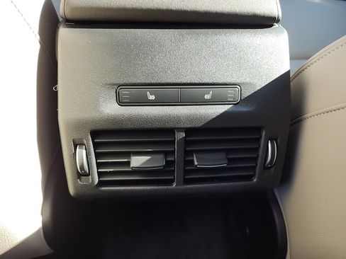 Certified 2025 Land Rover Discovery Sport S image 26