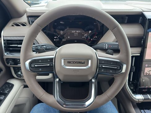 New 2026 GMC Yukon XL Denali image 26