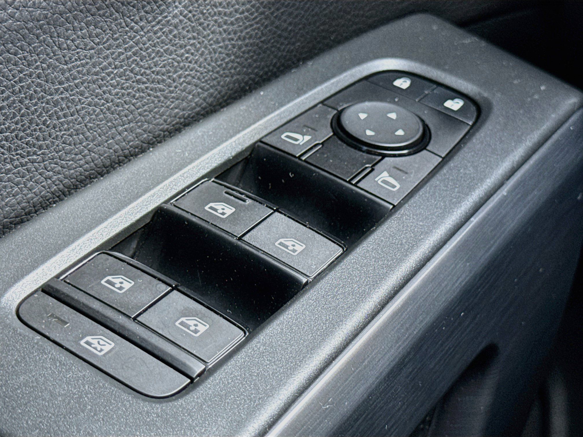 Certified 2023 Nissan Pathfinder Rock Creek AWD/4WD image 10