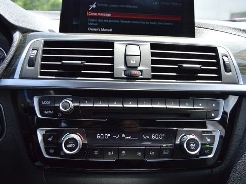 Used 2018 BMW 330i Sedan w/ Convenience Package RWD image 15