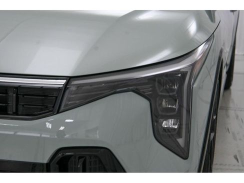 New 2025 Kia K4 GT-Line image 9