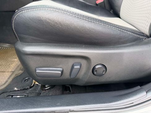 Used 2014 Toyota Camry SE FWD image 14