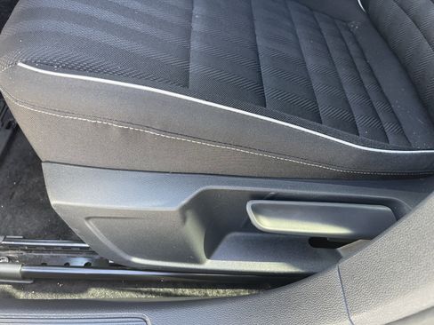 Used 2024 Volkswagen Jetta Sport FWD image 20