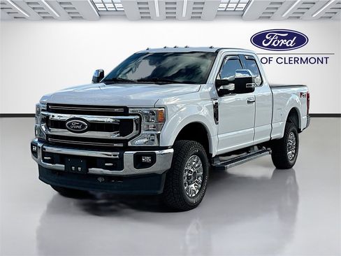 Used 2021 Ford F350 XLT w/ XLT Premium Package image 3