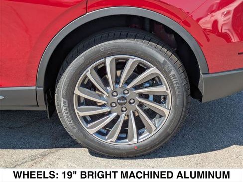 New 2025 Lincoln Corsair Reserve image 6