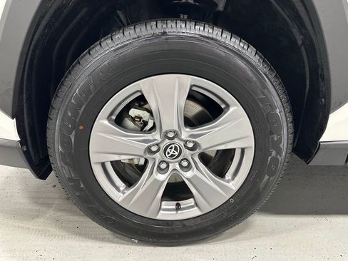 Used 2025 Toyota RAV4 XLE image 63