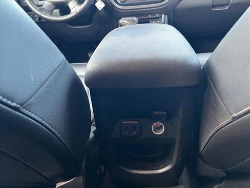 Used 2016 Chevrolet Colorado LT w/ Midnight Edition image 18