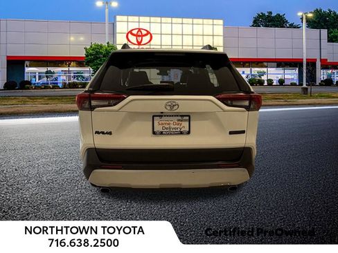 Used 2024 Toyota RAV4 Adventure image 33