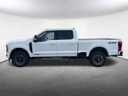 New 2025 Ford F250 Platinum w/ FX4 Off-Road Package image 2