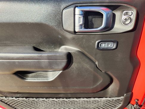 Used 2024 Jeep Wrangler Sport image 23