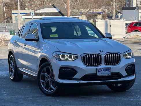 Used 2021 BMW X4 xDrive30i w/ Premium Package image 1