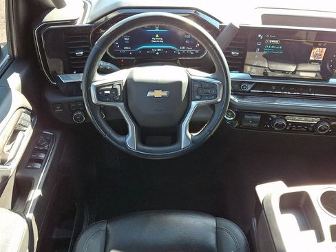 Certified 2024 Chevrolet Silverado 2500 LTZ AWD/4WD image 12