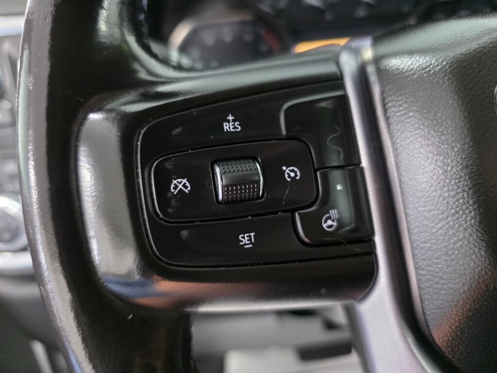Used 2020 GMC Sierra 2500 SLE w/ SLE Value Package; AWD/4WD image 15