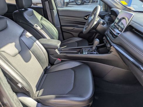 Used 2024 Jeep Compass Latitude w/ Convenience Group image 28