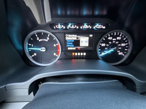 Used 2022 Ford F350 XLT image 12