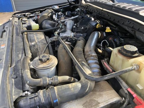 Used 2019 Ford F550 4x4 Regular Cab Super Duty image 23