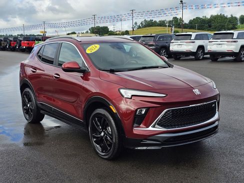 Used 2024 Buick Encore GX Sport Touring image 7
