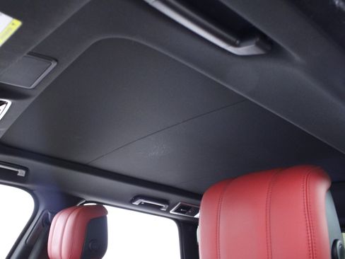 Used 2021 Land Rover Range Rover Sport HST image 32