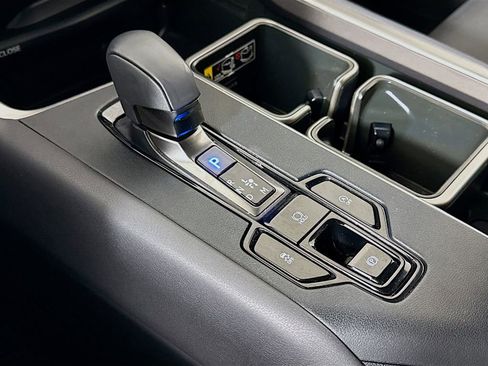 Certified 2024 Lexus TX 350 FWD w/ Accessory Package (Z1) image 17