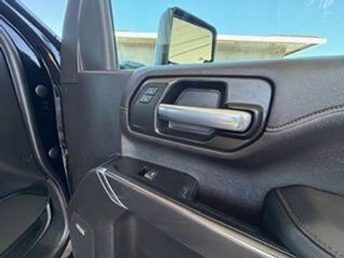 Used 2022 GMC Sierra 3500 AT4 w/ AT4 Preferred Package AWD/4WD image 57