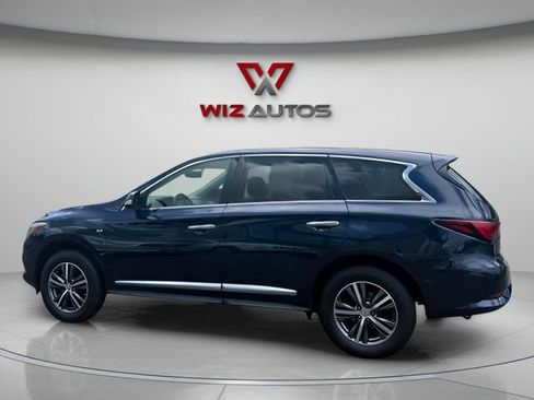 Used 2017 INFINITI QX60 Luxe AWD/4WD image 2