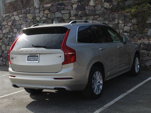 Used 2016 Volvo XC90 T6 Momentum w/ Momentum Plus Package image 9