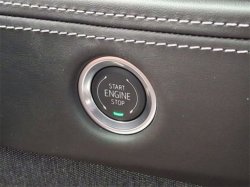 New 2026 Cadillac Escalade ESV Platinum Sport w/ LPO, ONYX Package image 16