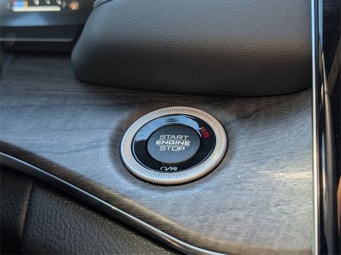 Used 2023 Jeep Grand Cherokee Overland w/ Adv Protech Group III image 23