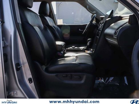 Used 2021 Nissan Armada SL w/ Captain's Chairs Package RWD image 16