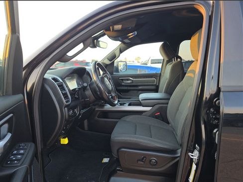 Used 2023 RAM 1500 Big Horn AWD/4WD image 6