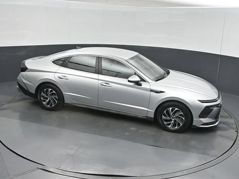 Used 2026 Hyundai Sonata Blue FWD image 42