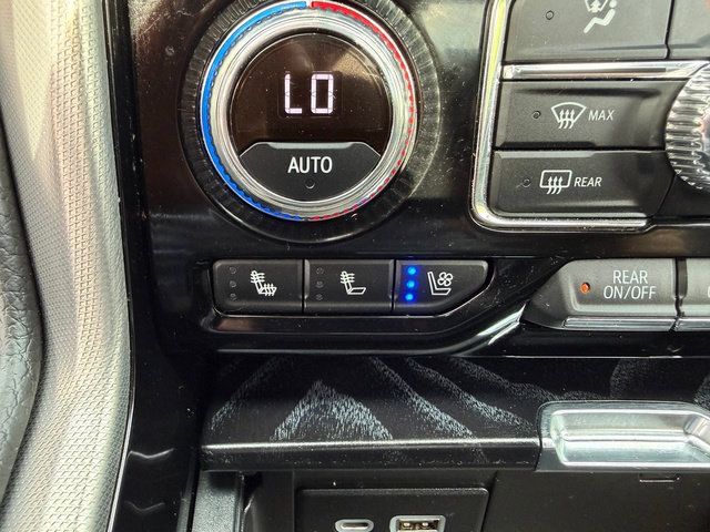 Used 2022 GMC Yukon Denali AWD/4WD image 26