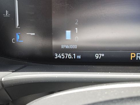 Used 2025 Ford Escape ST-Line AWD/4WD image 17