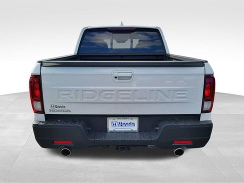 Certified 2024 Honda Ridgeline RTL image 9