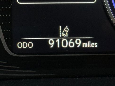 Used 2022 Lexus ES 300h image 3