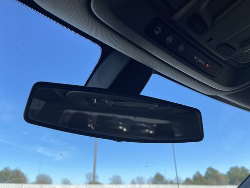 Used 2020 Chevrolet Silverado 1500 RST w/ Texas Edition image 34