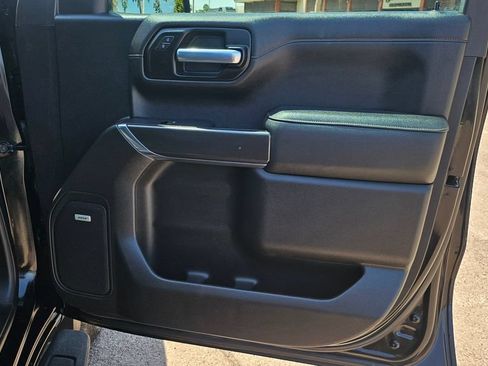Used 2021 GMC Sierra 1500 AT4 w/ AT4 Premium Package AWD/4WD image 17