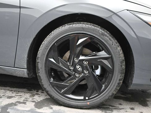 New 2026 Hyundai Elantra SEL Sport FWD image 10