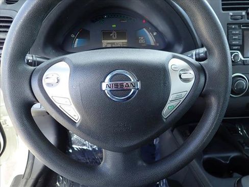 Used 2017 Nissan Leaf S w/ Charge Package FWD image 12