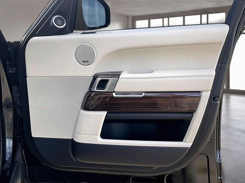 Used 2015 Land Rover Range Rover Long Wheelbase Supercharged image 19