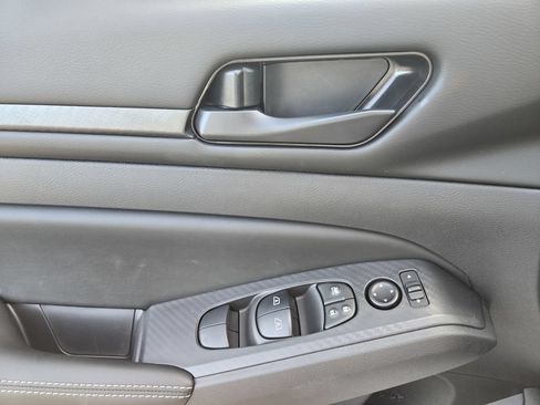 New 2026 Nissan Altima 2.5 SV FWD image 14