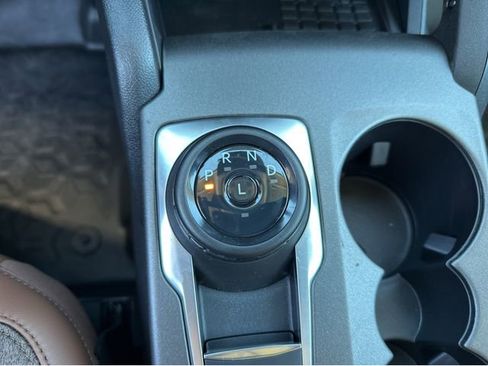 New 2025 Ford Bronco Sport Outer Banks w/ Sasquatch Outer Banks Package image 20