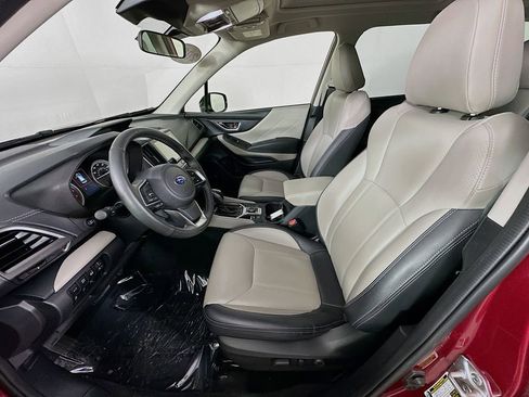 Used 2023 Subaru Forester Limited image 29