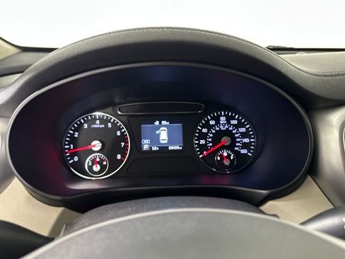 Used 2019 Kia Sorento LX image 17
