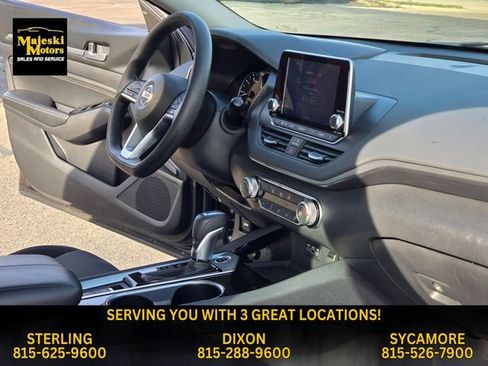 Used 2021 Nissan Altima 2.5 SV image 16